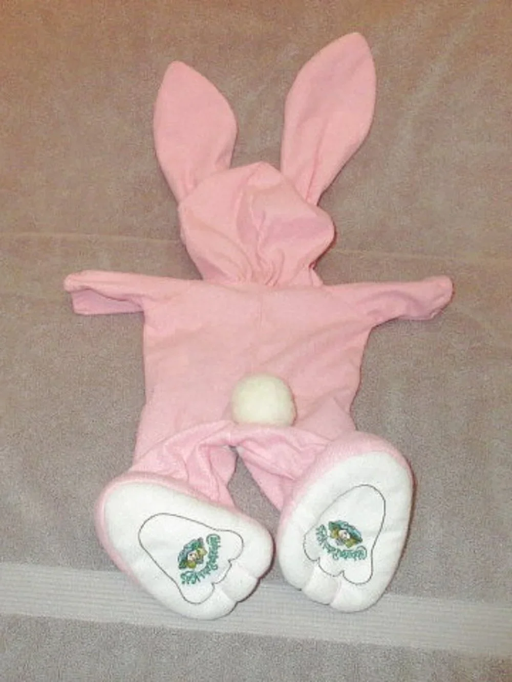 Vtg Cabbage Patch Kids Doll Clothes Pink Bunny Outfit Pajamas Footed Coleco CPK - Picture 7 of 9
